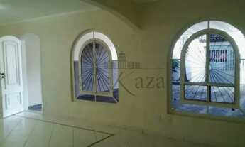 Imagem 2: Casa para aluguel tem 200 metros quadrados com 3 quartos