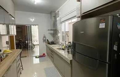 Imagem 6: Casa com piscina Damha