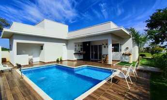 Imagem 7: Casa Mobiliada com 3 suítes e Vista para o Lago no Ninho Verde I