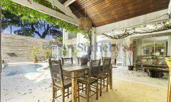 Imagem 6: Casa com espaço gourmet e piscina, próxima ao Parque Villa-Lobos