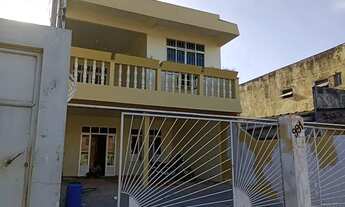 Imagem: Casa Comercial/Residencial com 5/4 e 4 vagas