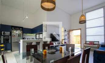 Imagem: Casa para Aluguel - Rio Tavares, 3 Quartos