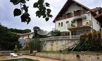 Imagem: CASA COM 4 DORMITÓRIOS COM PISCINA VISTA