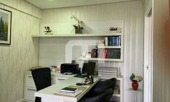 Imagem 2: Sala Comercial à Venda - Alto Padrão · 43 m² · Tatuapé · Localização Nobre