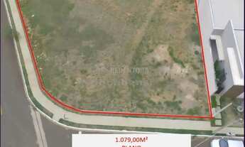 Imagem: Terreno de esquina venda cond GOLDEN PARK