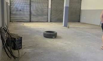 Imagem 3: LOJA DE RUA Galpão / depósito com 4 vagas na garagem