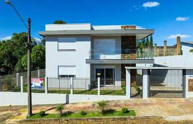 Imagem 3: Casa Ampla e Moderna com Duas Moradias Bairro Cerâmica, Erechim