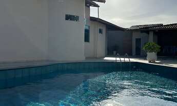 Imagem: Linda Casa piscina e Área Verde