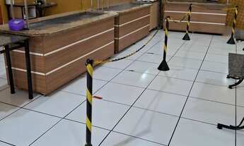 Imagem 7: RESTAURANTE Galpão / depósito com venda por R$145.000