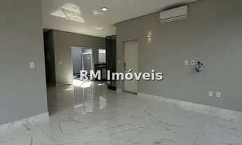 Imagem 3: Casa de Condomínio à Venda com 3 quartos, 2 banheiros, 2 vagas e 121m²