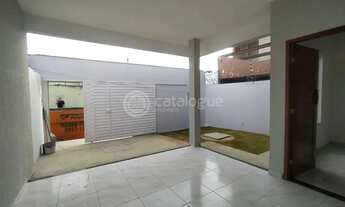 Imagem 3: Casa à venda no bairro Nova Esperança, Parnamirim: 2 dormitórios, suíte e garagem coberta!