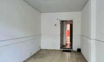 Imagem 3: Apartamento térreo, dois dormitórios Centro