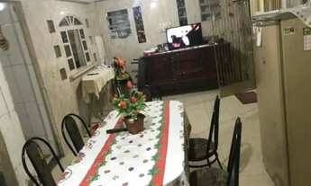 Imagem 4: Imóvel para venda tem 200 metros quadrados com 3 quartos em Vila São Teodoro - Nova Iguaçu