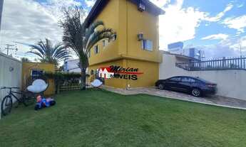 Imagem 2: Lindo Triplex Mobiliado, 3 Suítes, Sala de Vídeo, Espaço Gourmet, Piscina, Amplo quintal