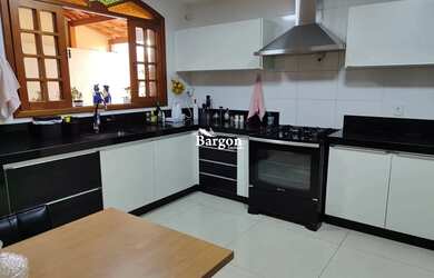 Imagem 4: Casa com 4 quartos sendo 1 suíte a venda no Bairro Bairu em Juiz de Fora