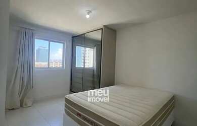 Imagem 6: Apartamento com móveis planejados na Península