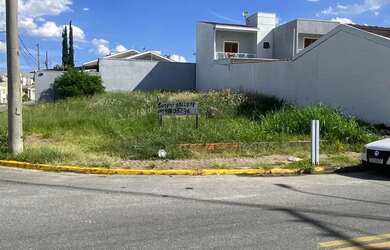 Imagem: Terreno de Esquina no Villa Branca 250m²