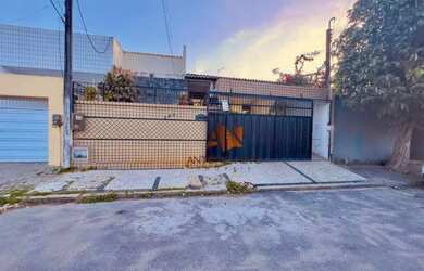 Imagem: Casa com 5 quartos à venda, 400 m² por