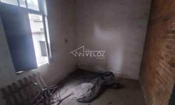 Imagem 2: Sobrado : / Comercial / Catete