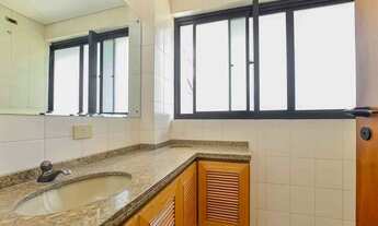 Imagem 7: Amplo apartamento no Água Verde!!