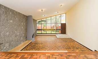 Imagem 2: Casa 3 suítes (1 máster), 3 salas, churrasqueira, quintal amplo, piscina, 4 vagas, dependê