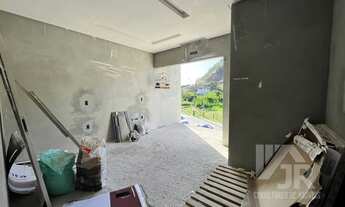 Imagem 5: Sobrado com 3 suítes e piscina a venda em Camboriú