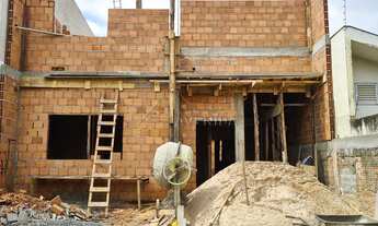 Imagem 2: LONDRINA - Casa Padrão - Jardim Burle Marx