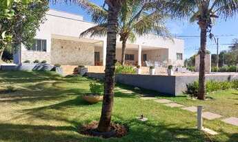 Imagem 2: Casa em condomínio fechado de chácaras com área de 1.633M² e de construção 302m²