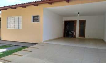 Imagem 6: Casa para venda possui 145 metros quadrados com 4 quartos em Jardim América - Goiânia - Go