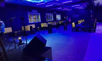 Imagem 2: Lounge / balada Galpão / depósito com 5 vagas na garagem