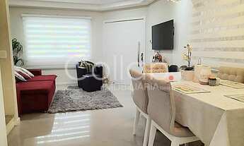 Imagem 2: Sobrado à venda no bairro Iririú - Joinville/SC