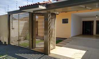 Imagem 7: Casa para venda possui 145 metros quadrados com 4 quartos em Jardim América - Goiânia - Go