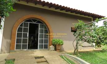 Imagem 2: Chácara com 15.000m2, piscina, casa sede, curral, pasto, ribeirão, nascente, a venda em I