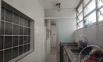 Imagem 4: 300m² com 4 dormitórios sendo 2 suítes e 3 vagas no Jardins