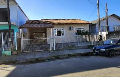 Imagem 2: Casa 3 dormitorios loteamento Lisboa