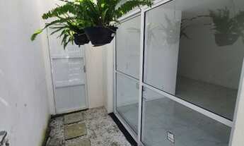 Imagem 6: Casa para venda tem 90 metros quadrados com 3 quartos em centro - Eusébio - Ceará