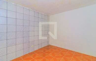 Imagem 2: Casa para Aluguel - Parque Colonial, 1 Quarto, 50 m2