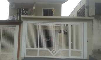 Imagem: Sobrado para venda tem 180 metros quadrados