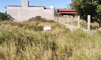 Imagem: VENDO TERRENO INTEIRO 300 METROS DO MAR