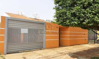 Imagem: Vendo espaçosa casa térrea usada no bairro