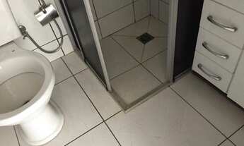 Imagem 2: Casa assobradada com 4 quartos - Bairro em Londrina