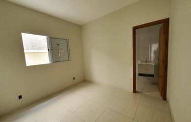 Imagem 4: Casa para venda possui 190 metros quadrados com 3 quartos em Centro - Betim - Minas Gerais