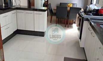 Imagem 3: Sobrado IMPECÁVEL com 172m² composto por 3 dormitórios sendo 1 com suíte, à venda por R$ 6