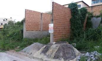 Imagem 2: Lote/Terreno para venda possui 200 metros quadrados em Monte Verde - Betim - MG