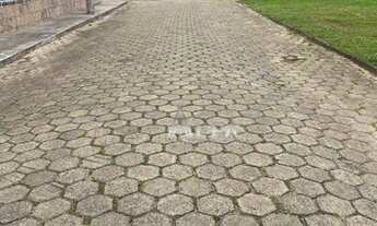 Imagem 4: Excelente terreno com casa pequena