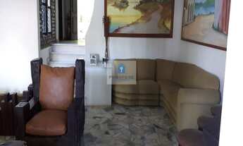 Imagem 3: Casa Triplex, 4 quartos sendo 2 suítes, jardim, pomar, piscina, 2 vagas, Candeal-Brotas