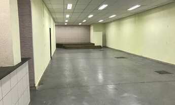 Imagem 3: Galpão/Depósito/Armazém para aluguel tem 300 metros quadrados com 2 quartos