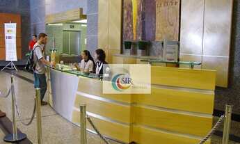 Imagem 4: O Centro de Controle é totalmente informatizado, cuidando sem interrupção de uma gama comp