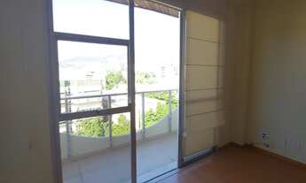 Imagem 2: Freguesia. Apartamento Dúplex para Venda com 180m² com 3 Quartos, Sendo 1 Suíte e 2 Vagas