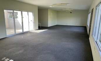 Imagem 3: Ponto comercial/Loja/Box para aluguel e venda possui 400 metros quadrados com 8 quartos